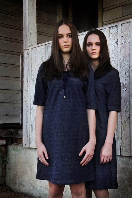 Twins at the abandoned house 3